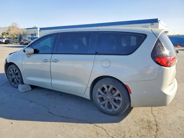 2C4RC1FG7LR109929 2020 CHRYSLER PACIFICA - Image 2