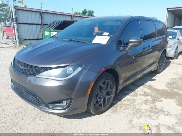 2C4RC1FG7LR150805 2020 CHRYSLER PACIFICA - Image 2