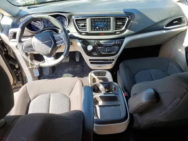 2C4RC1FG7LR248331 2020 CHRYSLER PACIFICA - Image 8