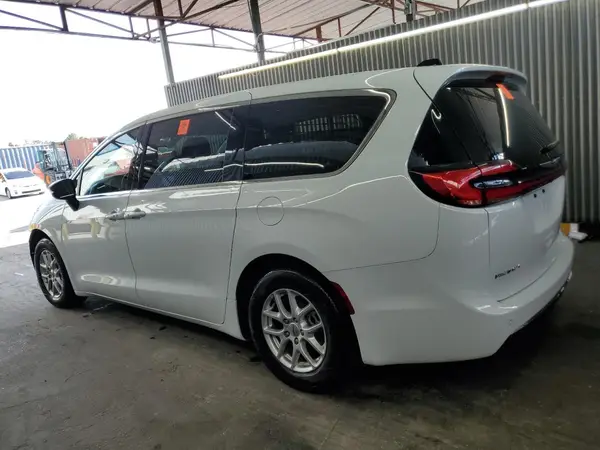 2C4RC1FG7RR124522 2024 CHRYSLER PACIFICA - Image 2