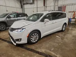 2C4RC1FG8JR101027 2018 CHRYSLER PACIFICA
