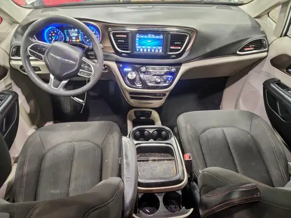 2C4RC1FG8JR101027 2018 CHRYSLER PACIFICA - Image 8