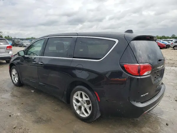 2C4RC1FG8JR116594 2018 CHRYSLER PACIFICA - Image 2