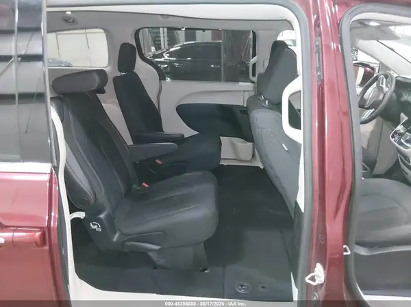 2C4RC1FG8JR123769 2018 CHRYSLER PACIFICA - Image 8