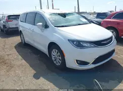 2C4RC1FG8JR125229 2018 CHRYSLER PACIFICA
