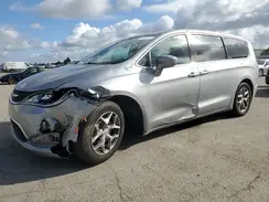 2C4RC1FG8JR126106 2018 CHRYSLER PACIFICA