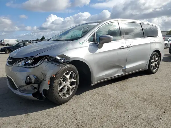 2C4RC1FG8JR126106 2018 CHRYSLER PACIFICA - Image 1