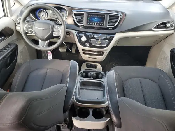 2C4RC1FG8JR126106 2018 CHRYSLER PACIFICA - Image 8