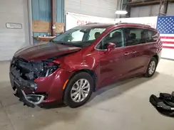 2C4RC1FG8JR158134 2018 CHRYSLER PACIFICA