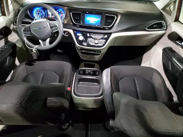 2C4RC1FG8JR158134 2018 CHRYSLER PACIFICA - Image 8