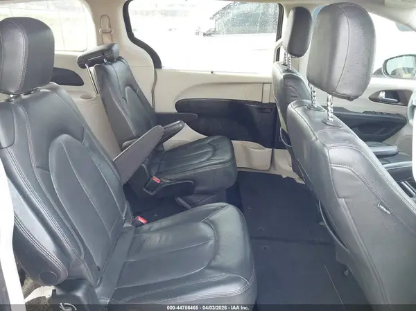 2C4RC1FG8JR163530 2018 CHRYSLER PACIFICA - Image 8