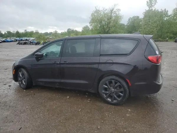2C4RC1FG8JR226738 2018 CHRYSLER PACIFICA - Image 2