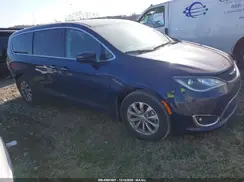 2C4RC1FG8JR235682 2018 CHRYSLER PACIFICA