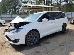 2C4RC1FG8JR260324 2018 CHRYSLER PACIFICA