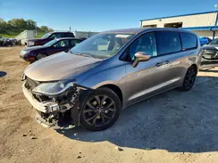 2C4RC1FG8JR332686 2018 CHRYSLER PACIFICA