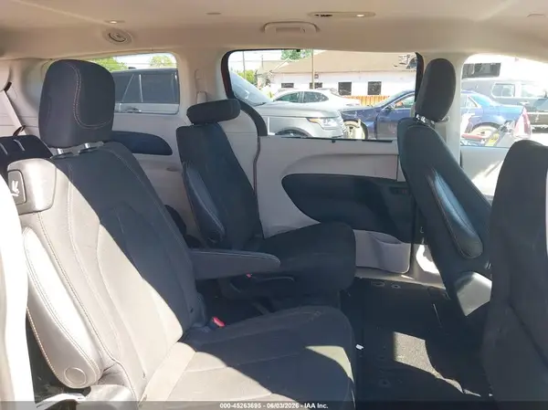 2C4RC1FG8JR350458 2018 CHRYSLER PACIFICA - Image 8