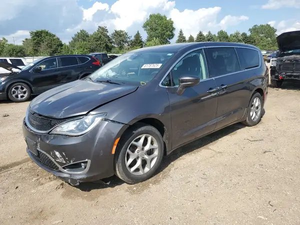2C4RC1FG8JR365588 2018 CHRYSLER PACIFICA - Image 1