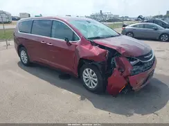 2C4RC1FG8KR523946 2019 CHRYSLER PACIFICA