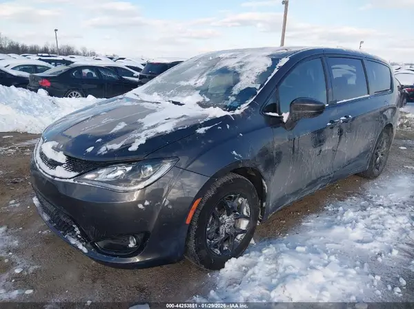 2C4RC1FG8KR567512 2019 CHRYSLER PACIFICA - Image 2