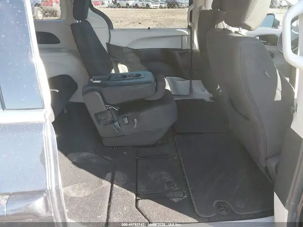 2C4RC1FG8KR635856 2019 CHRYSLER PACIFICA - Image 8
