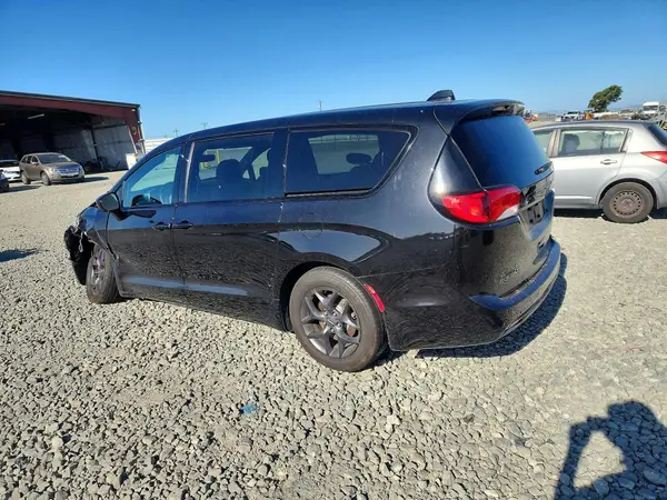 2C4RC1FG8KR635968 2019 CHRYSLER PACIFICA - Image 2