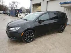 2C4RC1FG8KR638739 2019 CHRYSLER PACIFICA