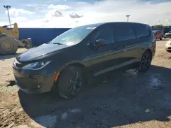 2C4RC1FG8KR638983 2019 CHRYSLER PACIFICA