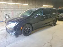 2C4RC1FG8KR669134 2019 CHRYSLER PACIFICA