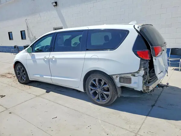2C4RC1FG8LR116680 2020 CHRYSLER PACIFICA - Image 2