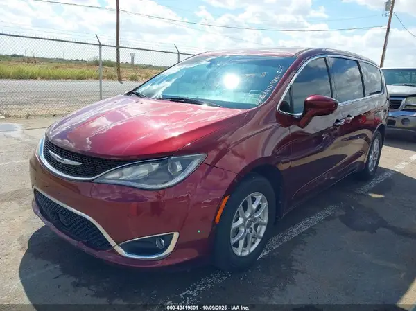 2C4RC1FG8LR124245 2020 CHRYSLER PACIFICA - Image 2
