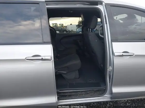 2C4RC1FG8LR150392 2020 CHRYSLER PACIFICA - Image 8