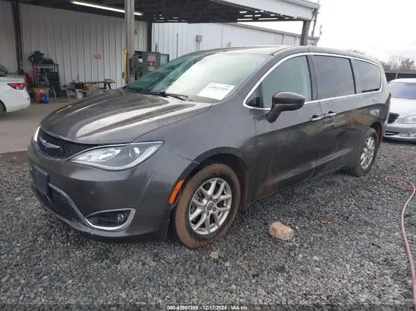 2C4RC1FG8LR222630 2020 CHRYSLER PACIFICA - Image 2