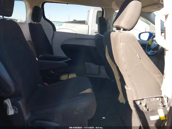 2C4RC1FG8LR237550 2020 CHRYSLER PACIFICA - Image 8