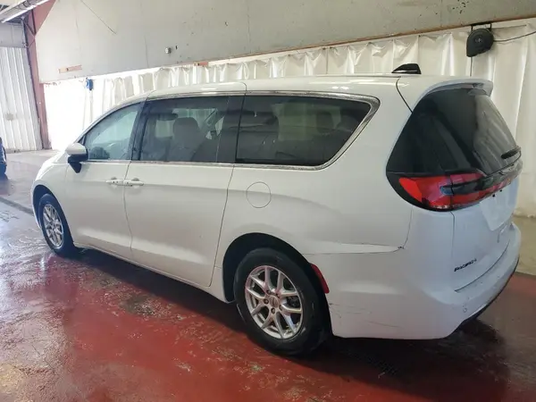 2C4RC1FG8PR582339 2023 CHRYSLER PACIFICA - Image 2