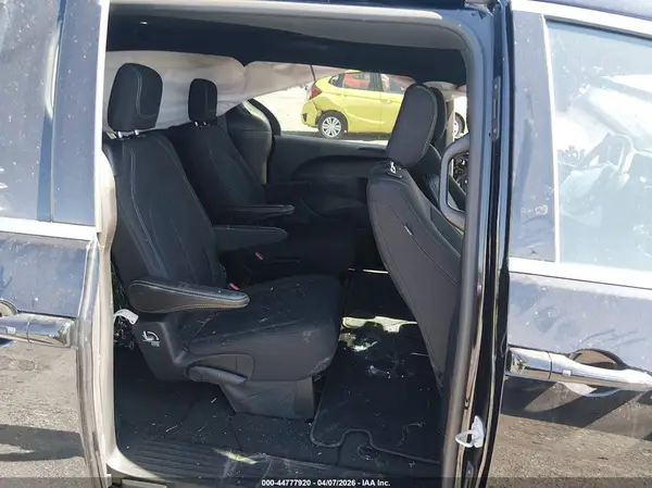 2C4RC1FG8RR143127 2024 CHRYSLER PACIFICA - Image 8