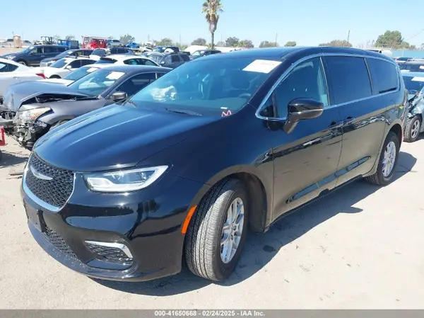 2C4RC1FG8RR174149 2024 CHRYSLER PACIFICA - Image 2
