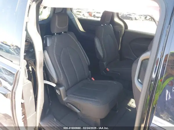 2C4RC1FG8RR174149 2024 CHRYSLER PACIFICA - Image 8