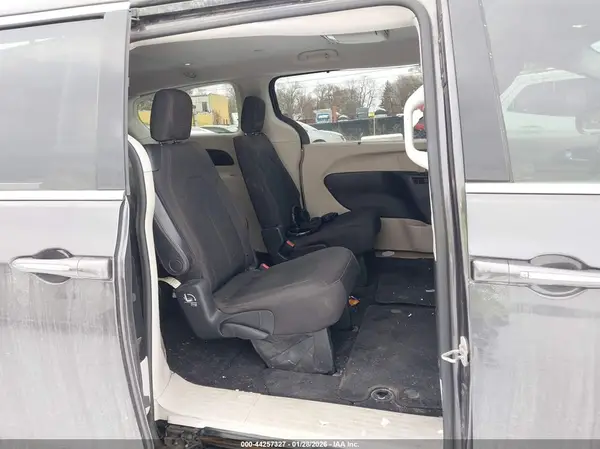 2C4RC1FG9JR103109 2018 CHRYSLER PACIFICA - Image 8