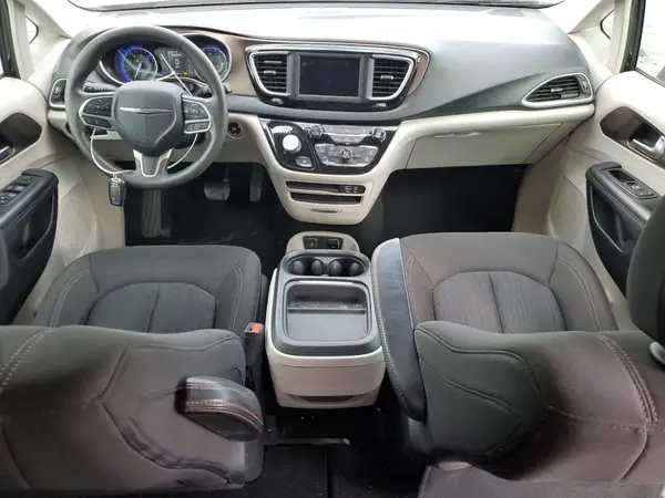 2C4RC1FG9JR103160 2018 CHRYSLER PACIFICA - Image 8