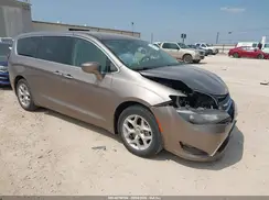 2C4RC1FG9JR103479 2018 CHRYSLER PACIFICA