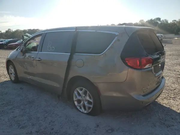 2C4RC1FG9JR116765 2018 CHRYSLER PACIFICA - Image 2