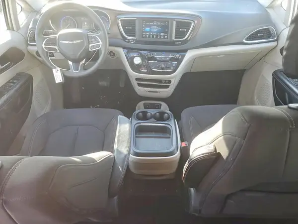 2C4RC1FG9JR117558 2018 CHRYSLER PACIFICA - Image 8
