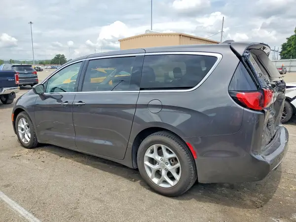 2C4RC1FG9JR122985 2018 CHRYSLER PACIFICA - Image 2
