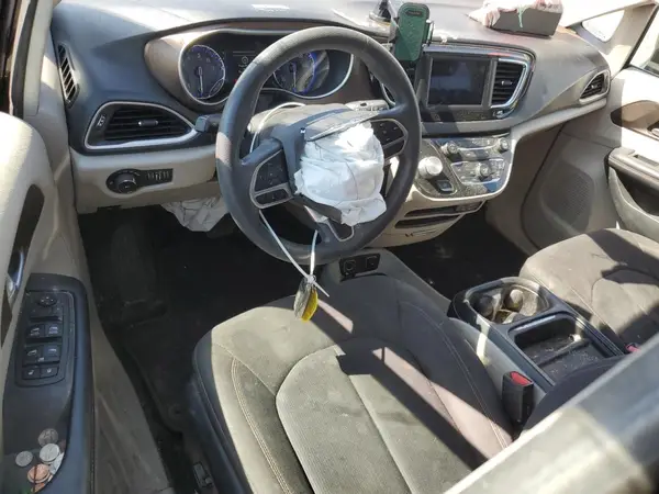 2C4RC1FG9JR128916 2018 CHRYSLER PACIFICA - Image 8