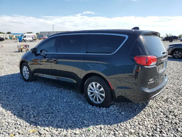 2C4RC1FG9JR174939 2018 CHRYSLER PACIFICA - Image 2