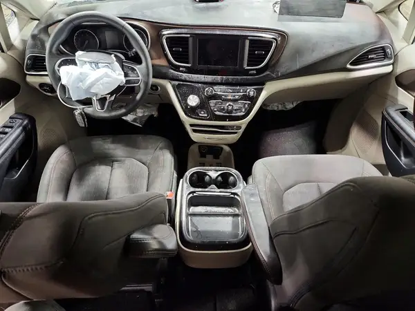 2C4RC1FG9JR183074 2018 CHRYSLER PACIFICA - Image 8