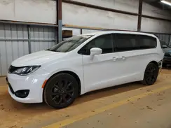 2C4RC1FG9JR186945 2018 CHRYSLER PACIFICA
