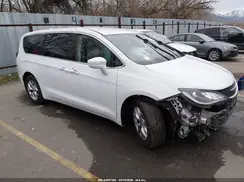 2C4RC1FG9JR187352 2018 CHRYSLER PACIFICA