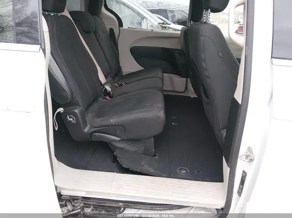 2C4RC1FG9JR187352 2018 CHRYSLER PACIFICA - Image 8