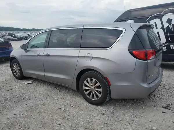 2C4RC1FG9JR214291 2018 CHRYSLER PACIFICA - Image 2